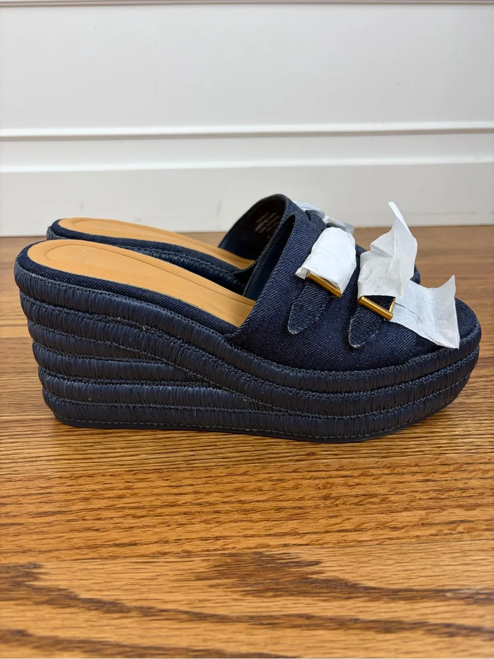 NEW SARTO Torino Wedge Platform Slide Sandal in Dark Denim (10)
